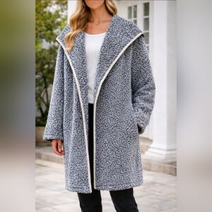 Urban Outfitters Cozy Gray Sherpa Women Sweater